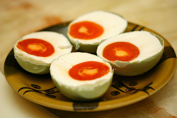 paket wisata kampung sampireun garut jawa barat