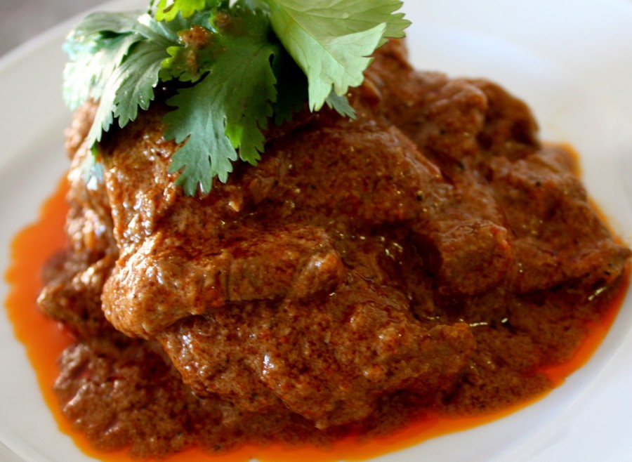 Rendang, Makanan khas Indonesia