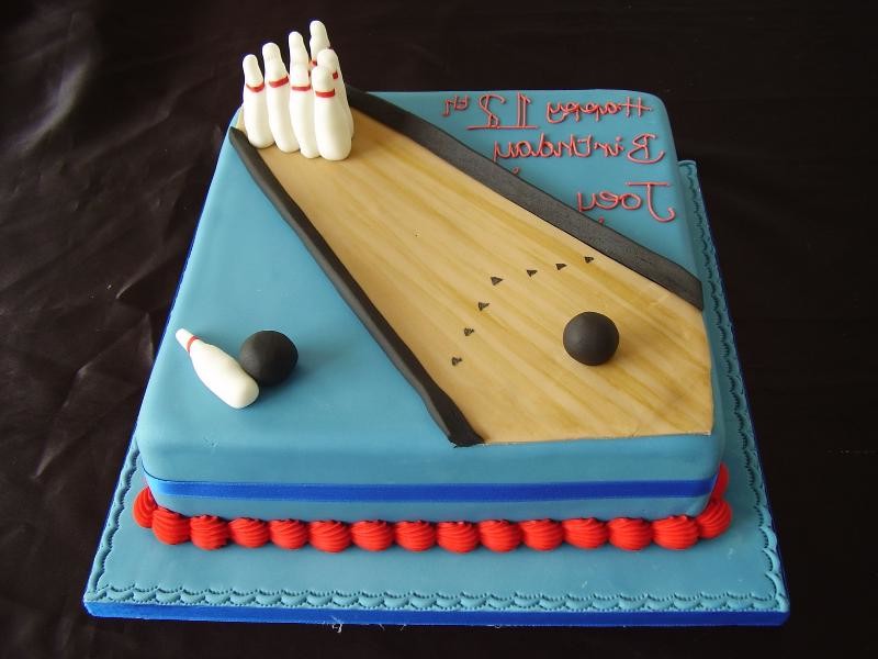Gambar Kue Ulang - Kue Bowling Gambar Kue Ulang - Kue Bowling
