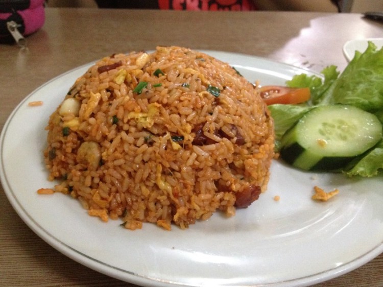 nasi-goreng-sosis-wortel