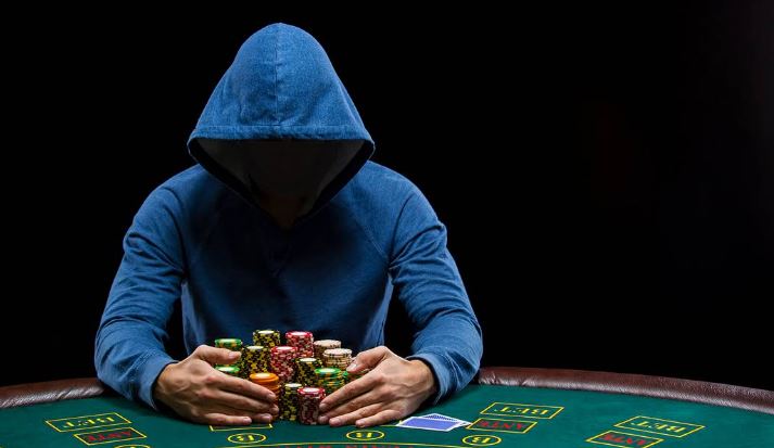 perjudian melalui internet kecanduan judi online