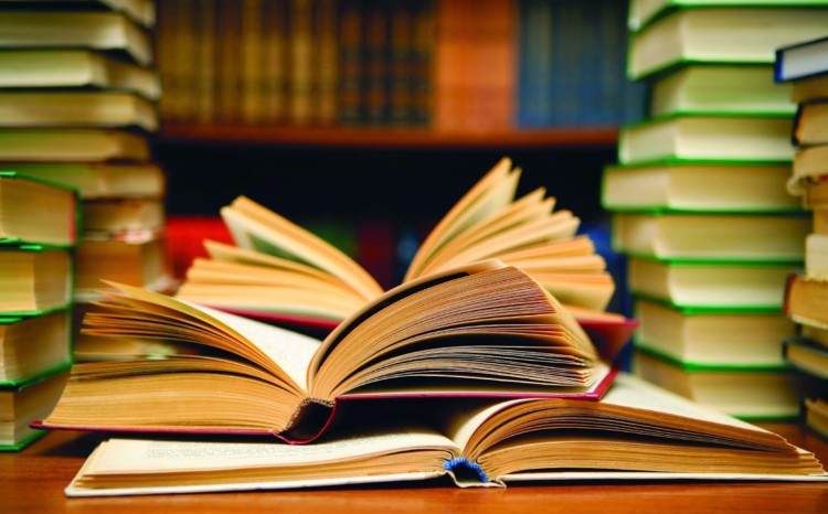 buku bacaan di perpustakaan buku bacaan di perpustakaan