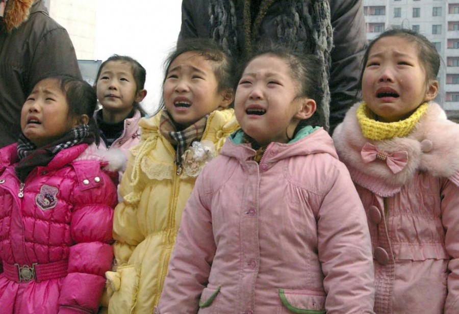 19 Potret Kehidupan  Anak anak di  Korea  Utara 