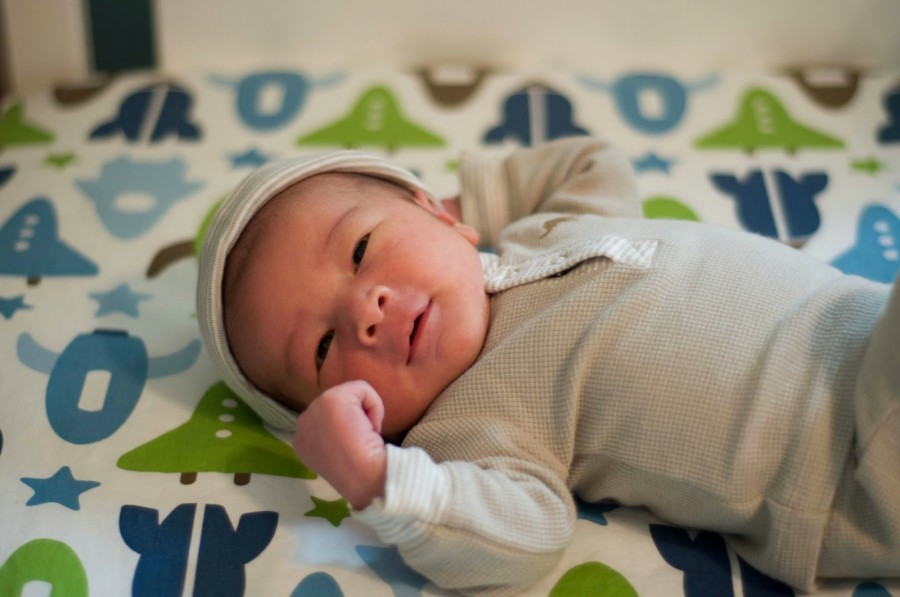 12 Ciri Perkembangan Bayi 4 Bulan yang Sehat 12 Ciri Perkembangan Bayi 4 Bulan yang Sehat