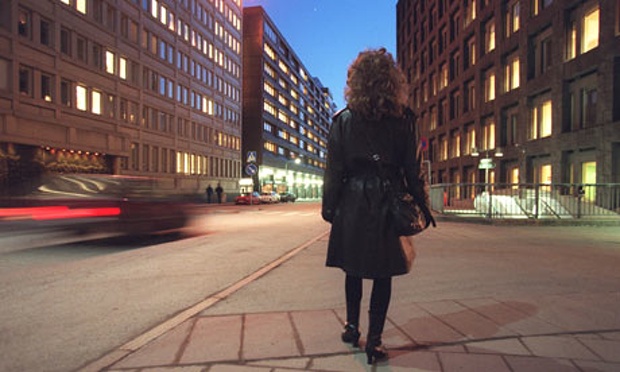 Cara Swedia Mengatasi Masalah Prostitusi Wanita - Satu Jam