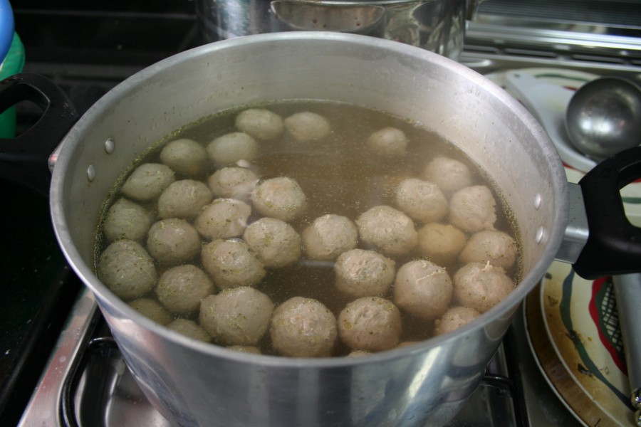 Cara Membuat Bakso Sapi Nikmat